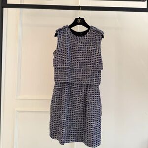 🚩steal authentic CHANEL Textured Sleeveless Black and White Midi Dress